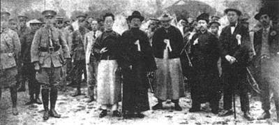 中国共产党宣布退出中华民国国民政府(todayonhistory.com)