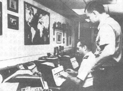 华盛顿与莫斯科间的热线开始通话（TodayOnHistory.com）