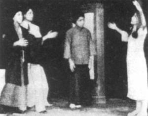 张寒晖谱写《松花江上》(todayonhistory.com)