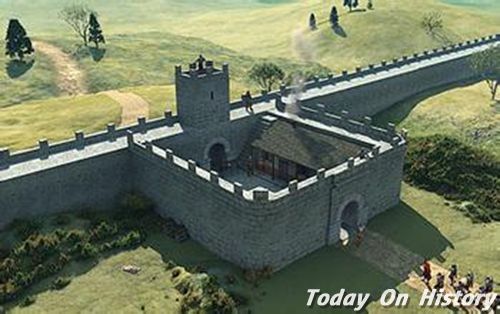 罗马帝国开始建造哈德良长城(Hadrian’s Wall)