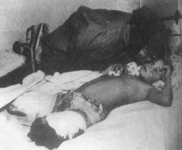 车臣和平协议签订（TodayOnHistory.com）