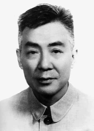 冯雪峰诞辰(todayonhistory.com)