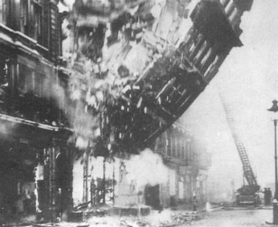 希特勒发布“海狮计划”不列颠空战开始(todayonhistory.com)