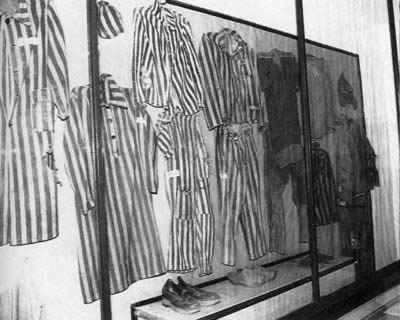 波兰把奥斯威辛集中营改为纪念馆(todayonhistory.com)