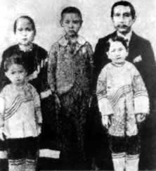 孙中山、宋庆龄结婚,签订婚姻誓约书(todayonhistory.com)