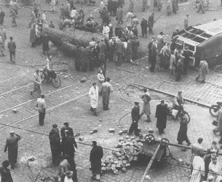 匈牙利十月事件爆发（TodayOnHistory.com）