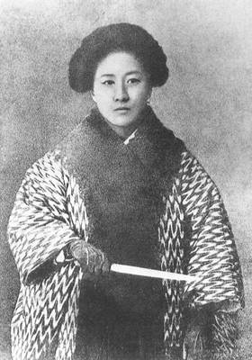 清末志士秋瑾英勇就义(todayonhistory.com)