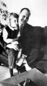 美国汽车大王艾科卡诞辰（TodayOnHistory.com）