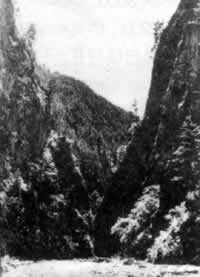 中央红军攻占腊子口(todayonhistory.com)