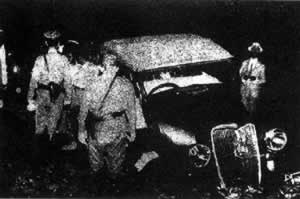 日军进攻上海，“八·一三”事变爆发(todayonhistory.com)