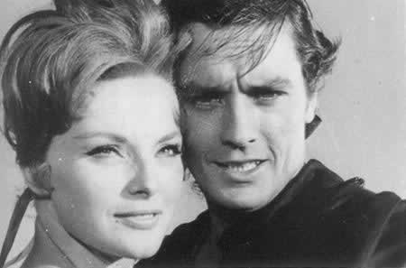 法国电影演员阿兰·德隆诞生（TodayOnHistory.com）