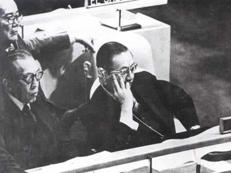 中国恢复联合国合法席位(TodayOnHistory.com)