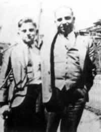 美国汽车大王艾科卡诞辰（TodayOnHistory.com）
