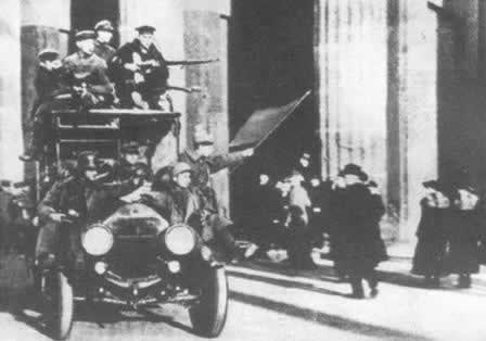 德国基尔水兵起义（TodayOnHistory.com）