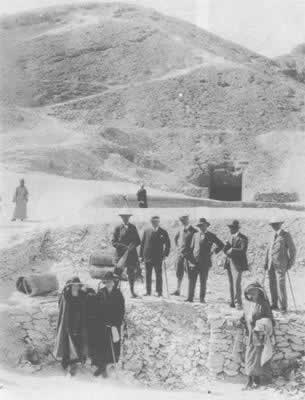 埃及法老图坦哈蒙墓发现（TodayOnHistory.com）