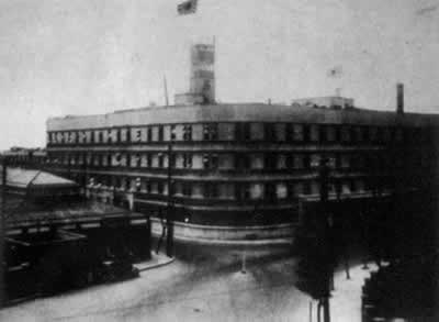 “八·一三事变”图片集（TodayOnHistory.com）