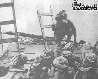 美军在仁川成功登陆(todayonhistory.com)