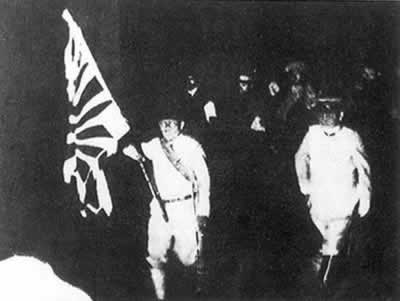 “八·一三事变”图片集（TodayOnHistory.com）