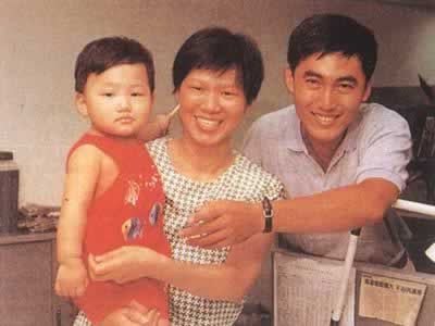 台湾首次进行人口普查(todayonhistory.com)