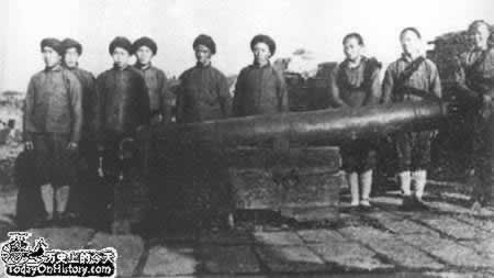 长沙革命成功（TodayOnHistory.com）