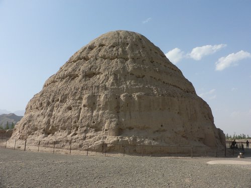 元昊被宋摘夺国姓(todayonhistory.com)