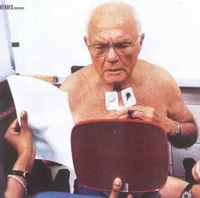 美国首位太空人老格林36年后重返太空(TodayOnHistory.com)