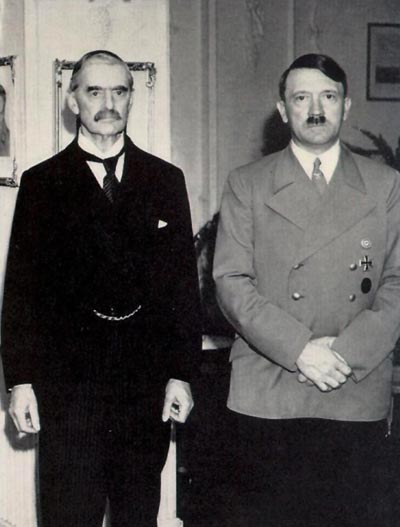 张伯伦出任英国首相(todayonhistory.com)