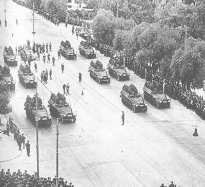 巴黎陷落图片集(todayonhistory.com)