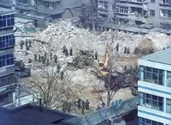 末代皇帝溥仪被逐出宫（TodayOnHistory.com）