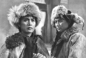 戏剧家阳翰笙逝世(todayonhistory.com)