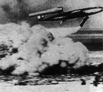 世界上第一种导弹V-1正式投入实战(todayonhistory.com)