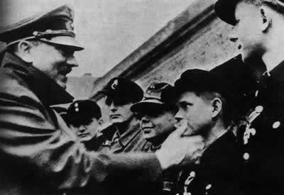 法西斯德国无条件投降，二战结束(todayonhistory.com)
