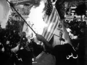 伊拉克军队进攻科威特（TodayOnHistory.com）