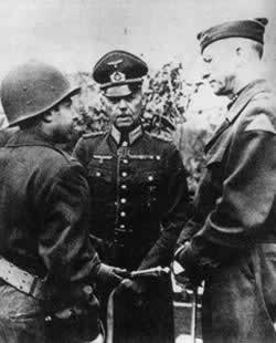 法西斯德国无条件投降，二战结束(todayonhistory.com)