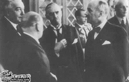 出卖捷克的慕尼黑协定签署(TodayOnHistory.com)