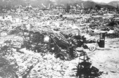广岛原子弹爆炸图片集（TodayOnHistory.com）