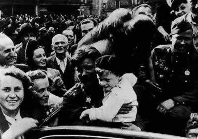 欧战胜利系列之一——解放历程(todayonhistory.com)