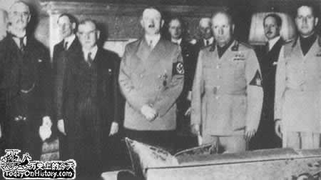 出卖捷克的慕尼黑协定签署(TodayOnHistory.com)