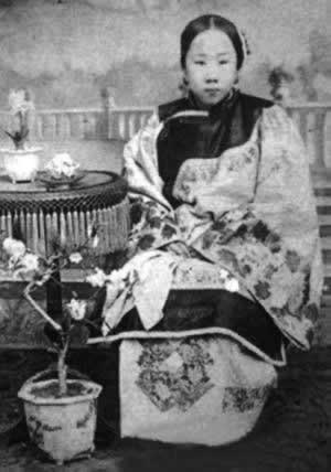 清末名妓赛金花逝世（todayonhistory.com）