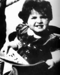美国第一位女国务卿奥尔布赖特诞辰(todayonhistory.com)