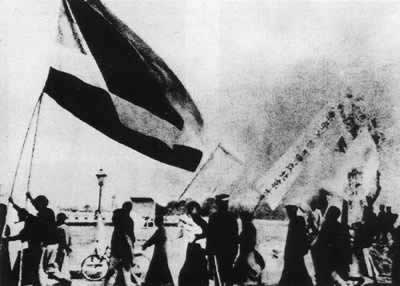 “五·四”运动爆发(TodayOnHistory.com)